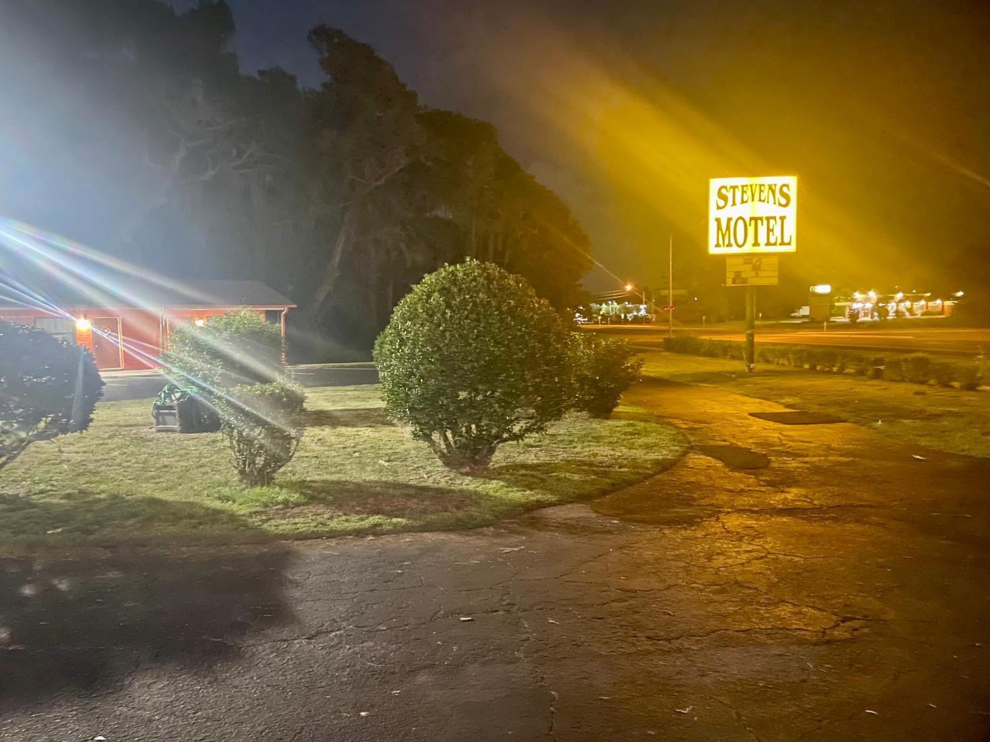 Steven Motel Окала Екстериор снимка